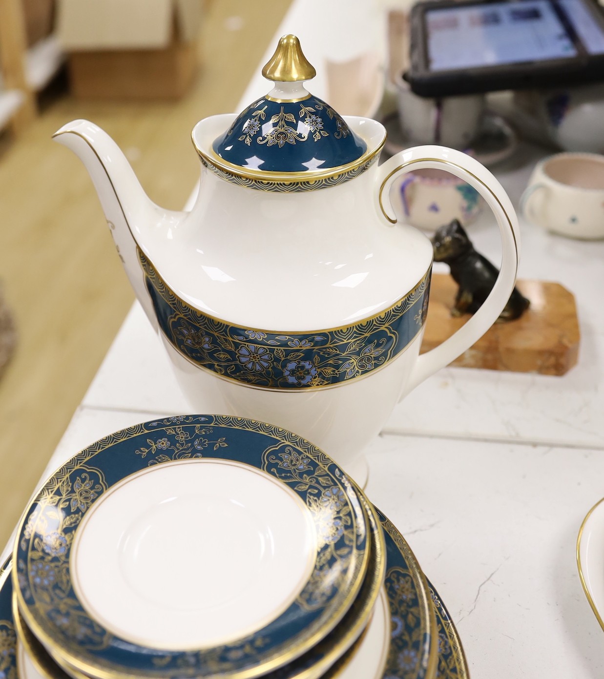 Royal Doulton Carlyle pattern part dinner, tea and coffee service